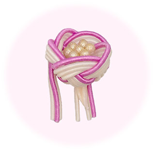 しべを付けた内側の花びら